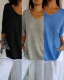 Compre 1 e Leve 3 Blusas em Malha Leve – Decote V